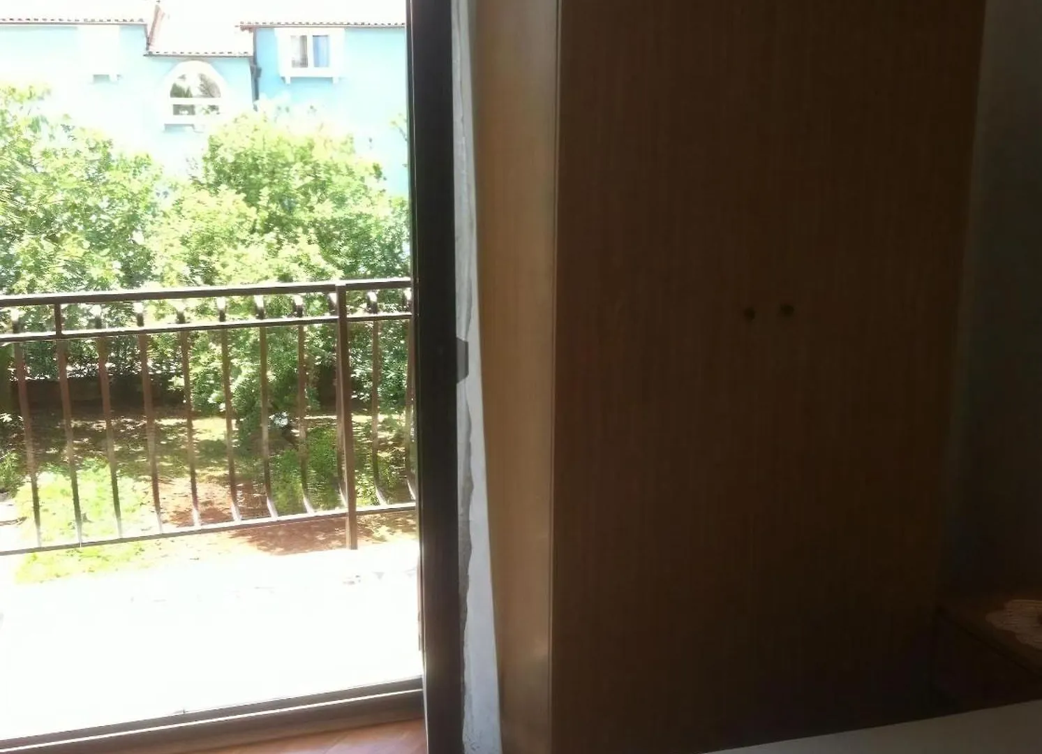 Attraktiver Standort Медулин 0*,