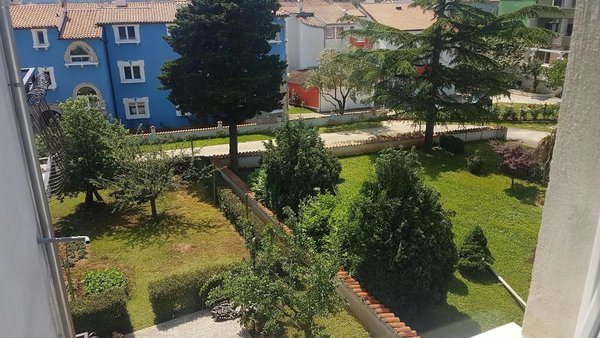 Attraktiver Standort Медулин 0*,
